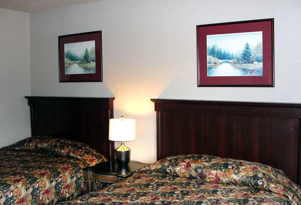 Motel 8 Plus-1
